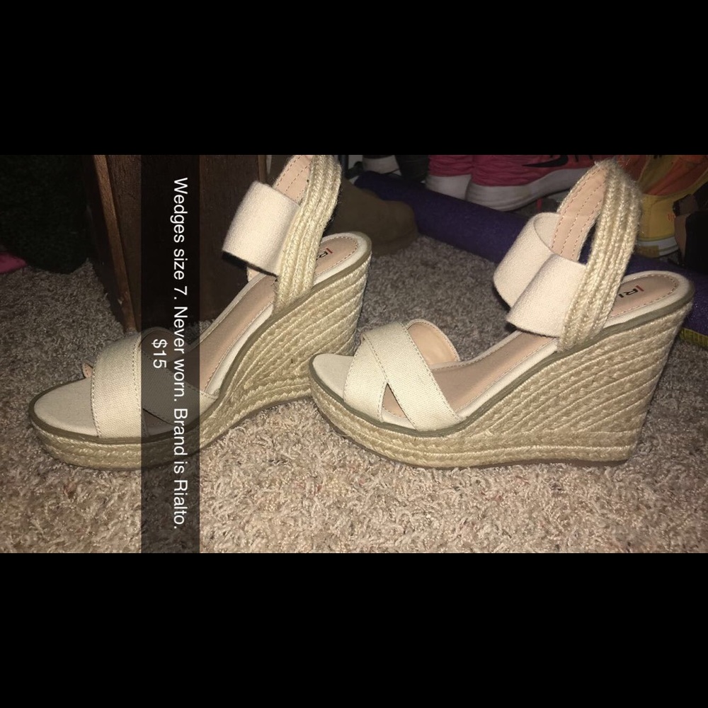 Rialto wedges